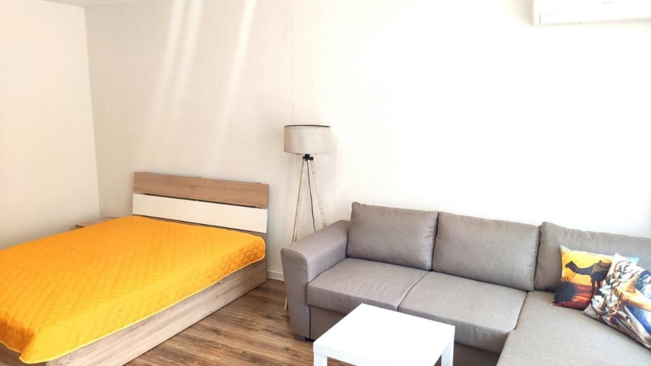 Lidda Belogradchik- 1Room Flat In Residential Area Εξωτερικό φωτογραφία