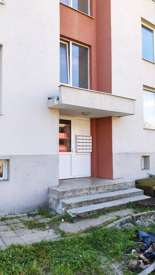 Lidda Belogradchik- 1Room Flat In Residential Area Εξωτερικό φωτογραφία